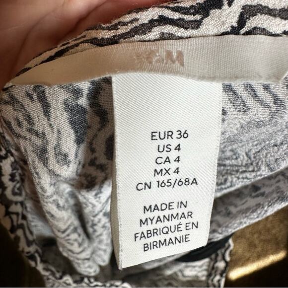 H&M women’s maxi skirt size 4 - Picture 6 of 8